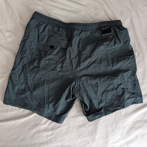 Eddie Bauer outdoor shorts cargo mens large charcoal grey - Picture 2 of 2
